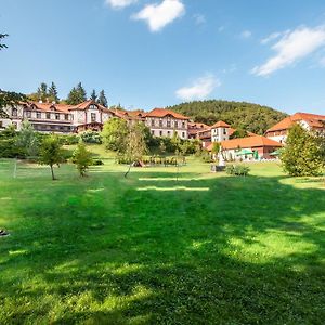Erzsebet Park Hotel